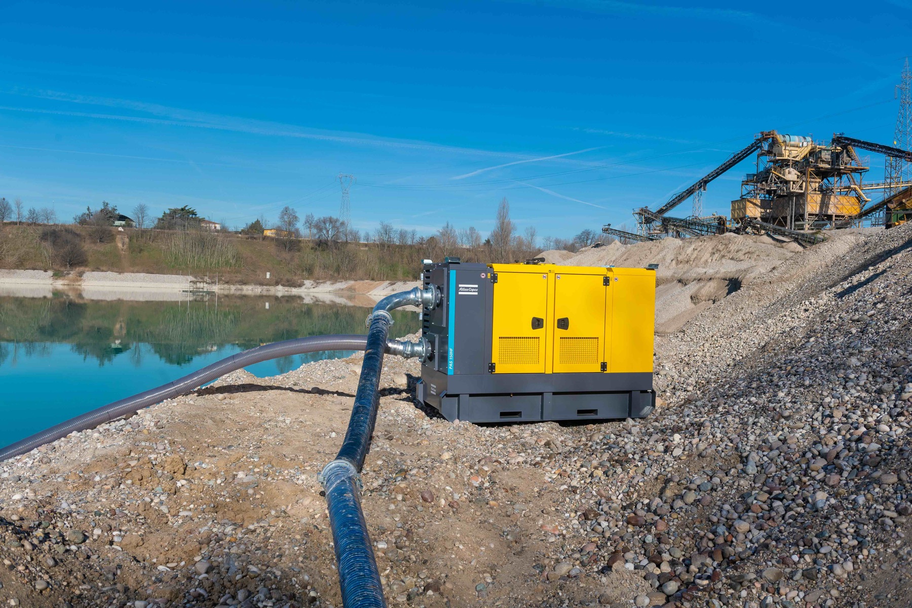 Pompa dewatering Atlas Copco di area kuari